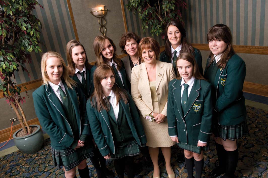 Balmoral Hall-students-with-elizabeth-gage